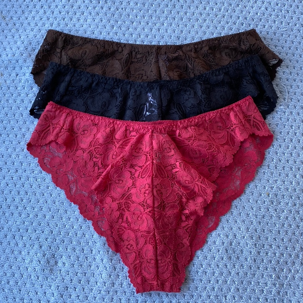 NWOT 3 pack lacy Maidenform tanga underwear/panties